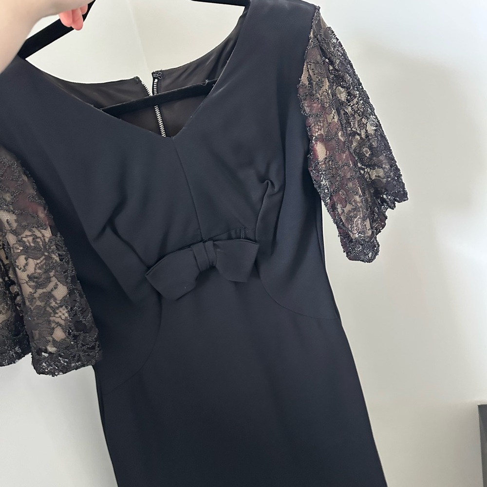 Vintage Chic Black Lace Sleeve Dress